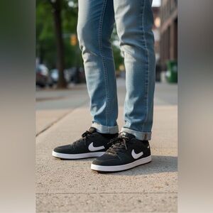 Nike SB Alleyoop Men’s Shoes Black & White Size 11 EUC